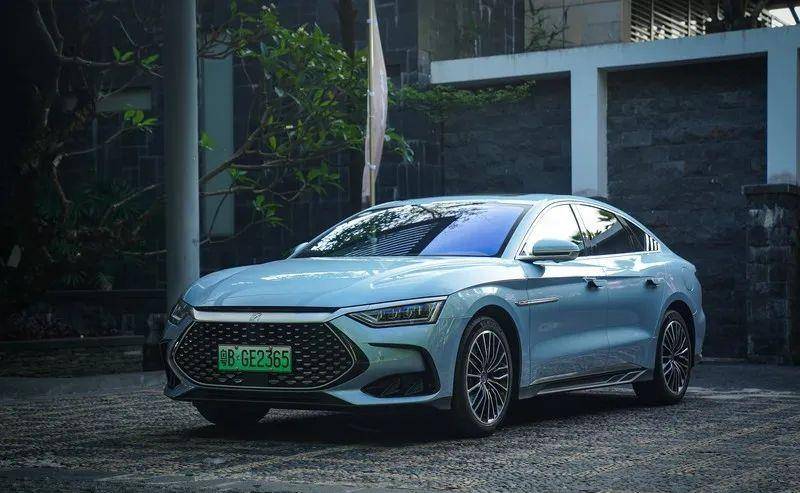 战神版和冠军版有啥区别,冠军版还是战神版