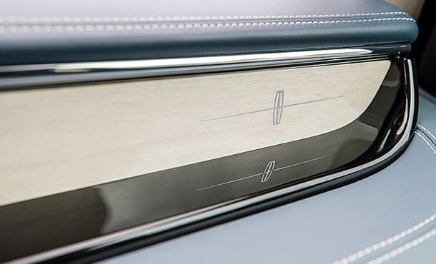 林肯领航员内饰改装效果图,全新林肯领航员内饰视频