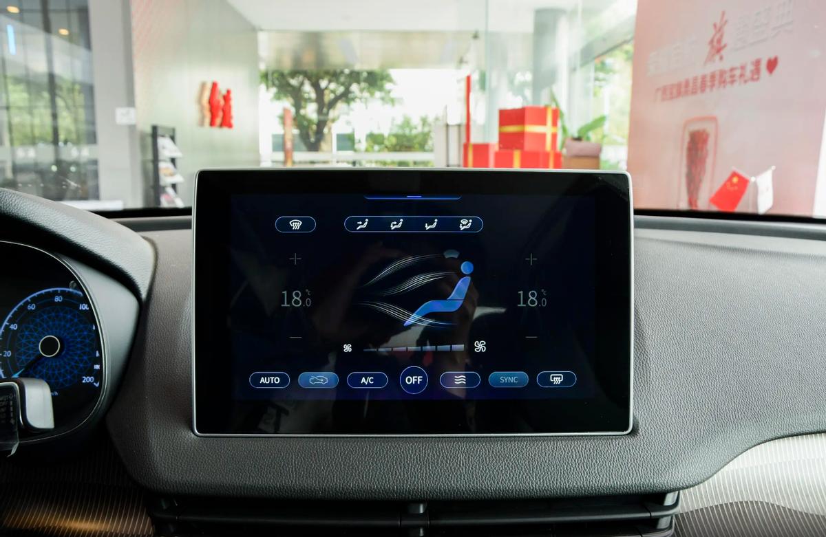 红旗e-qm5买431还是605,2023款红旗e-qm5620公里测试续航