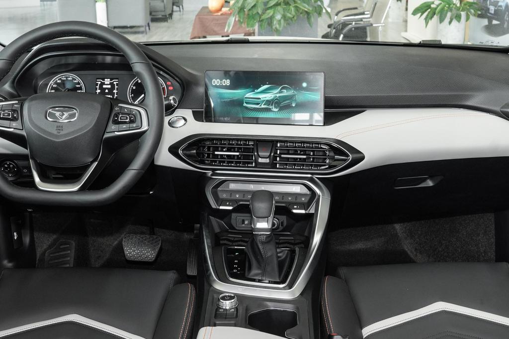 凯翼汽车轩度单车导购车长4666mm