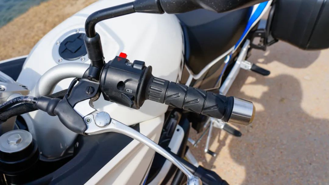 杰迪300警用版,杰迪300试驾