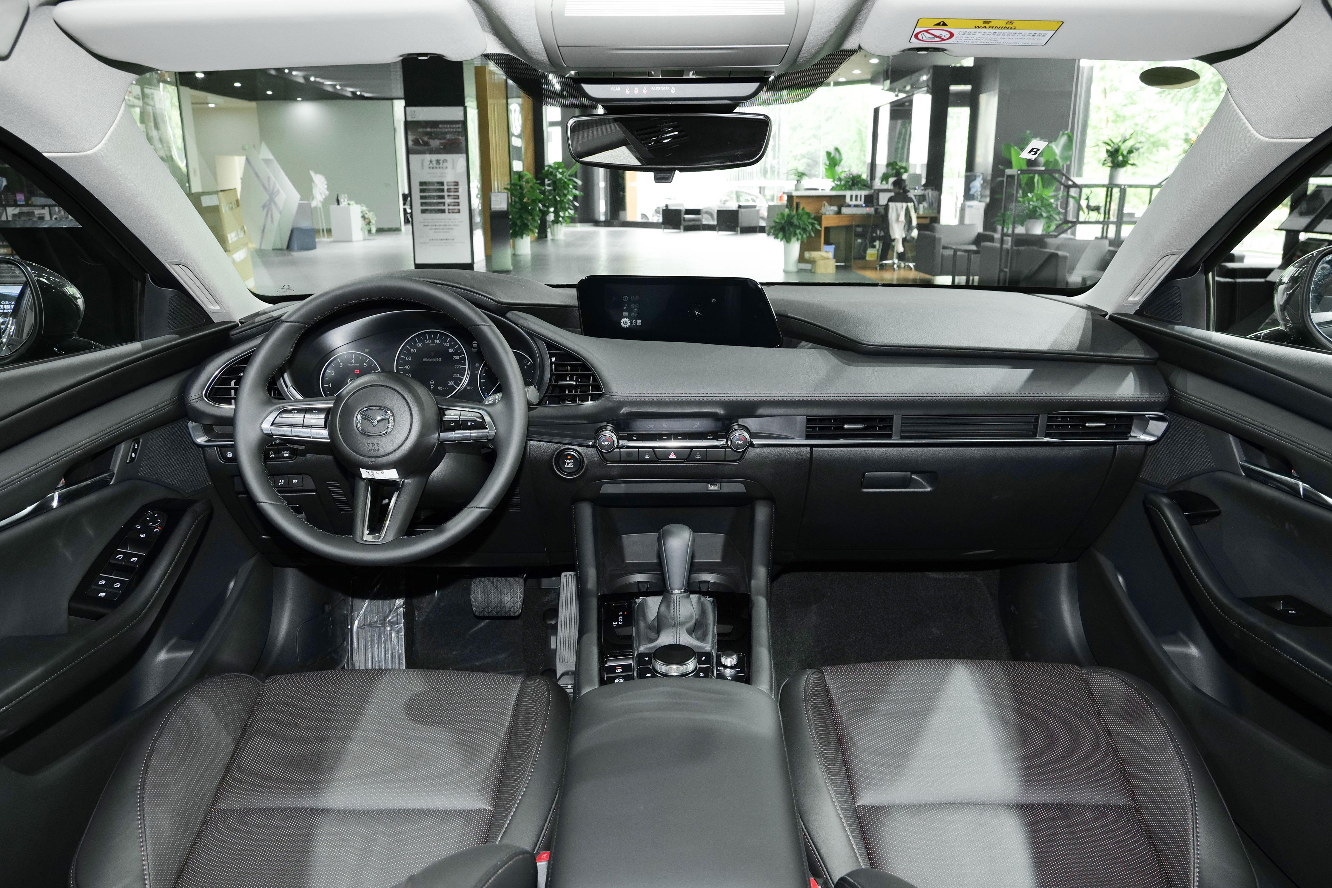 马自达昂克赛拉和速腾怎么选择,昂克赛拉2.0和速腾1.4谁更值得买