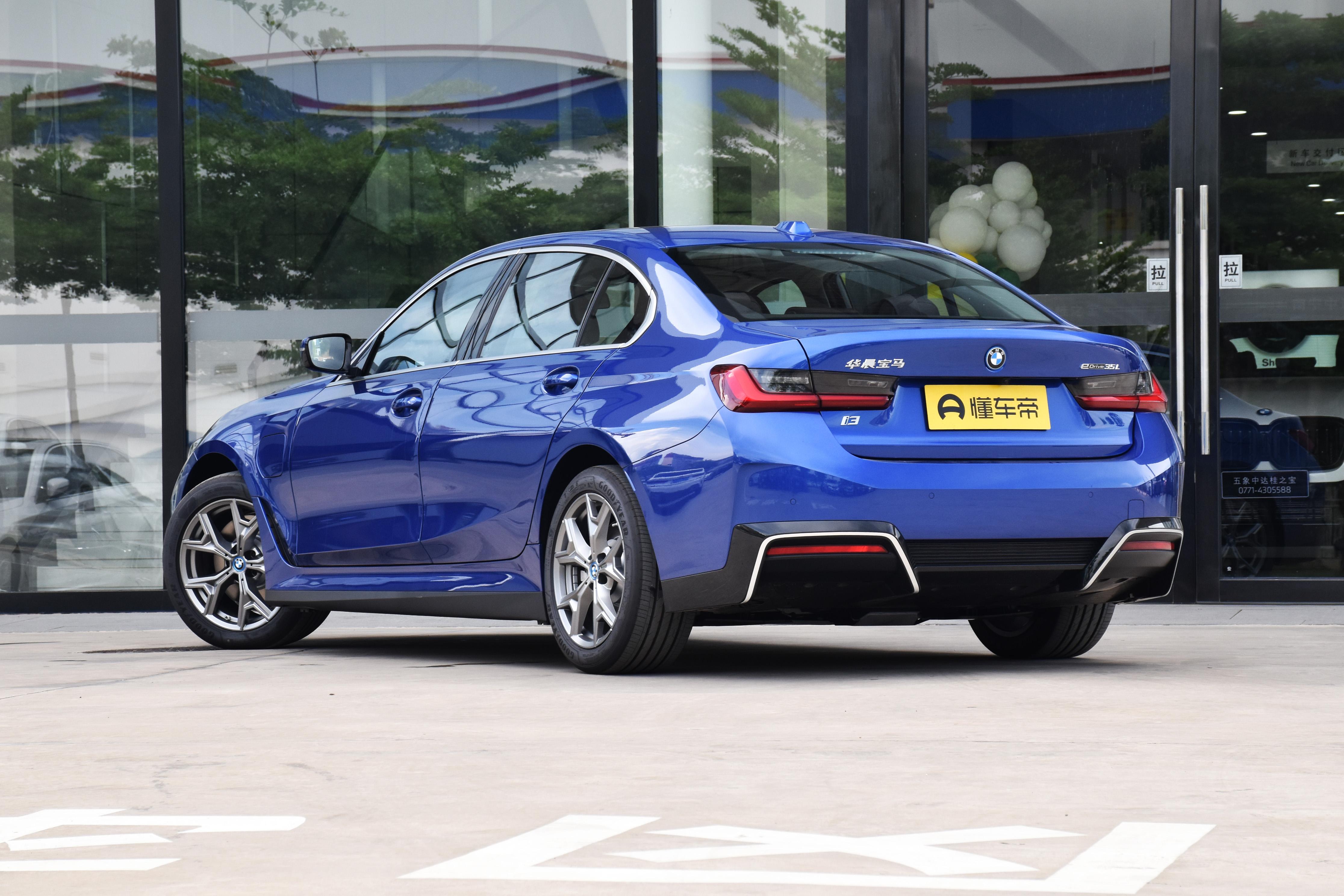 宝马落地25万左右轿跑,落地25万的宝马中型车