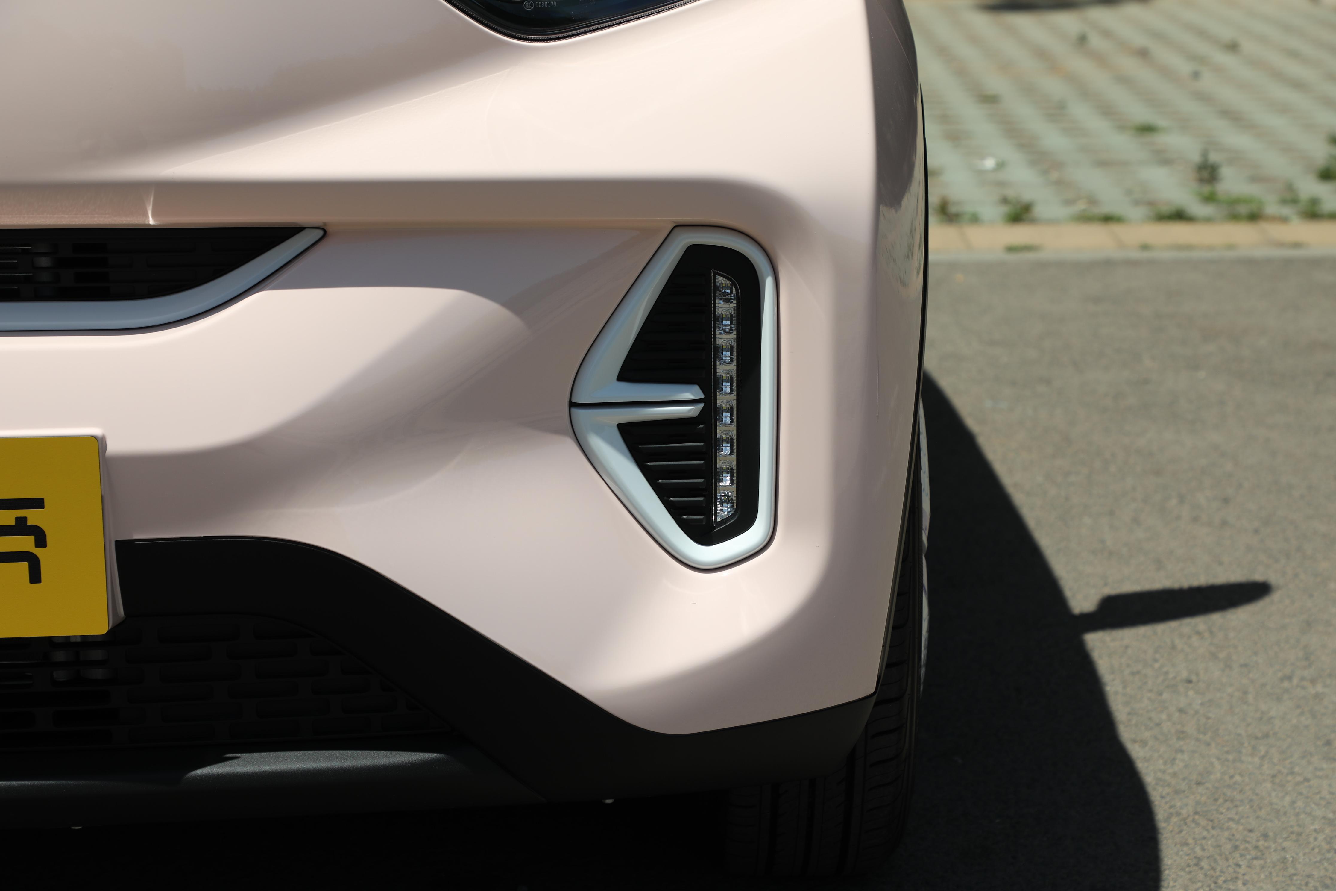 电动汽车小蚂蚁的优缺点,电动新能源汽车代步小蚂蚁