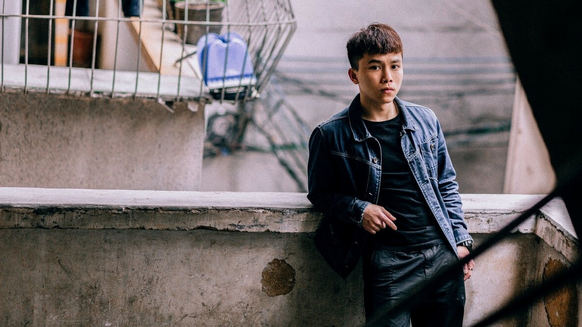 小说炒股赚几亿,小说炒股赚二十五亿