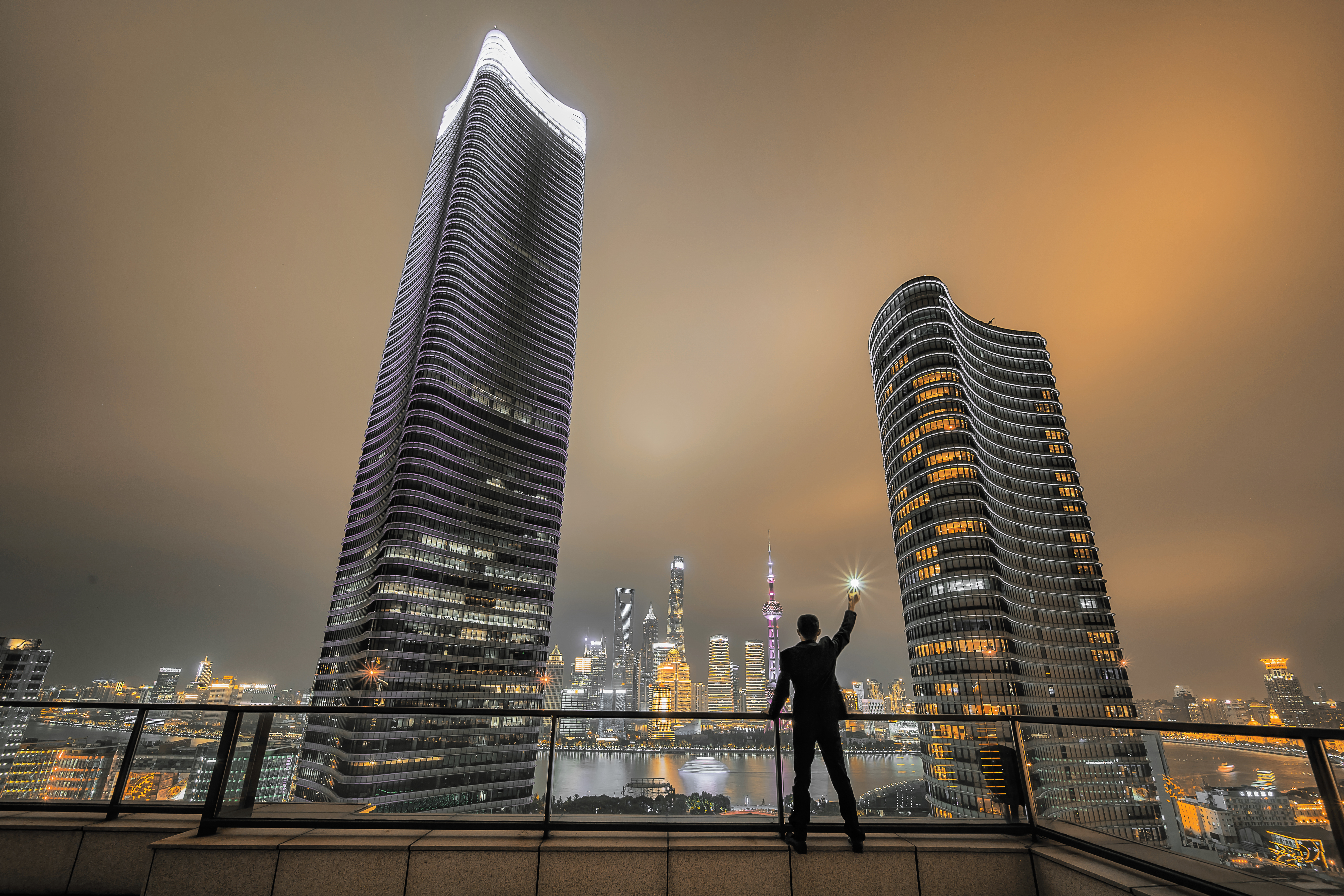 干秘书需要什么条件,女生应聘当秘书