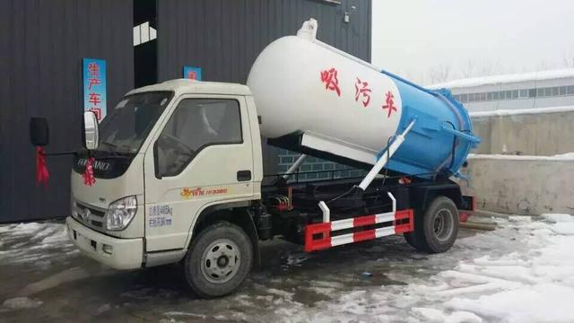 新型家用小型吸粪车,多功能小型吸粪车