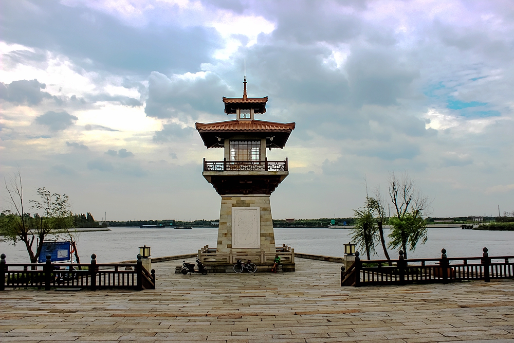 黄浦江是上海的母亲河全长114公里,上海母亲河黄浦江发源于哪个湖