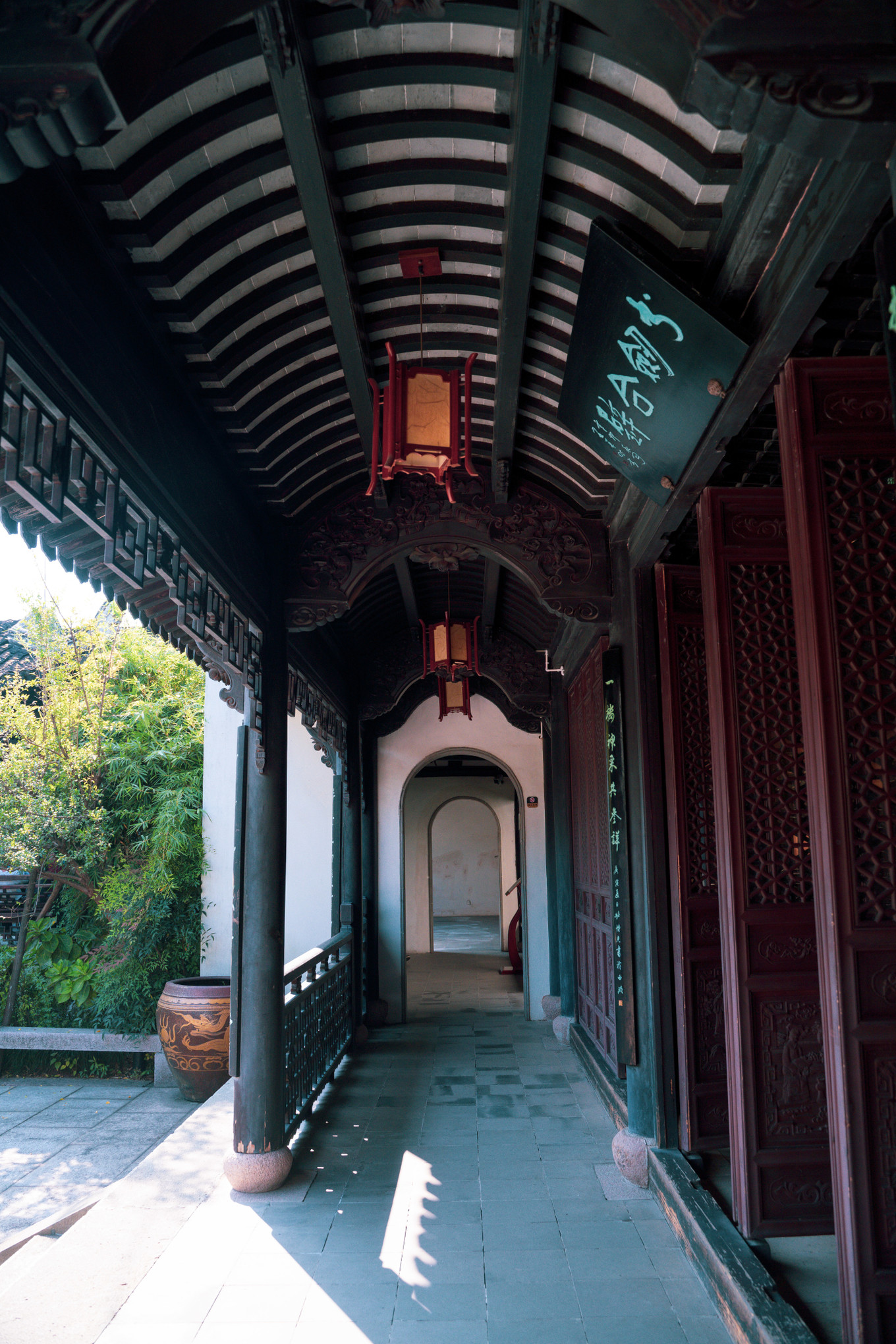 不仅仅是皮革，海清潮静——海宁