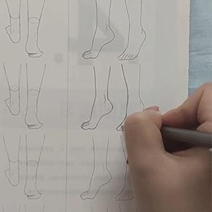 动漫人物只画一个头,大头动漫人物绘画