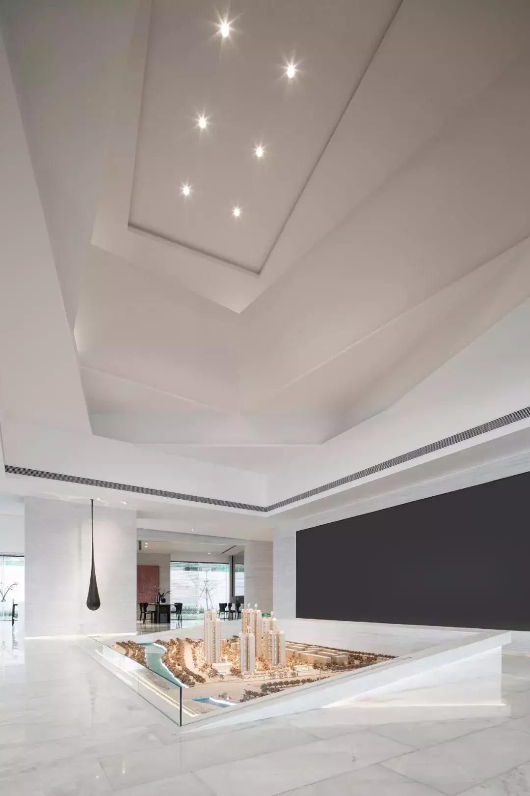 极简风高级感配色方案,高级灰意式极简沙发