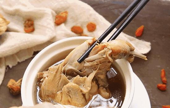 做汤怎么让汤白,煲什么汤清淡又好吃