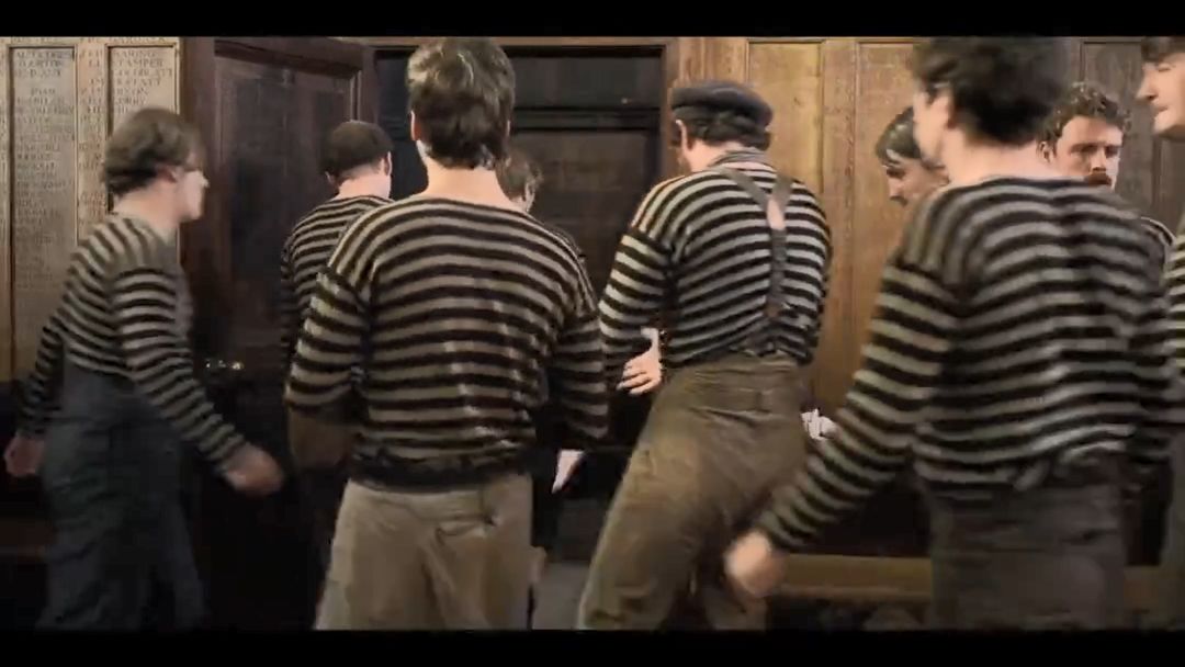 全世界都在为它疯狂-《足球英杰》