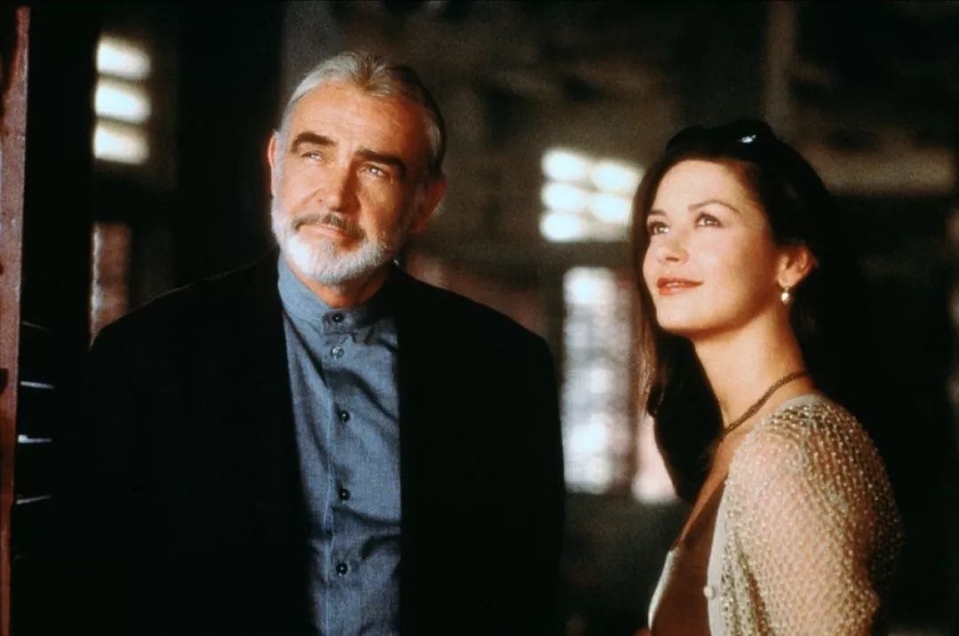 肖恩康纳利爵士,肖恩康纳利罗杰摩尔