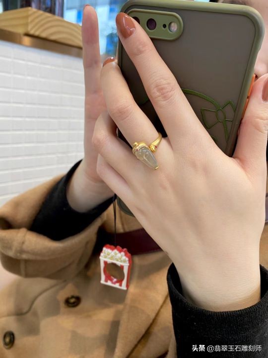 蓝宝石戒指有假货吗,蓝宝石戒指真伪