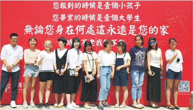 西安丹青易考课程价格,西安丹青易考美术学校22届录取率