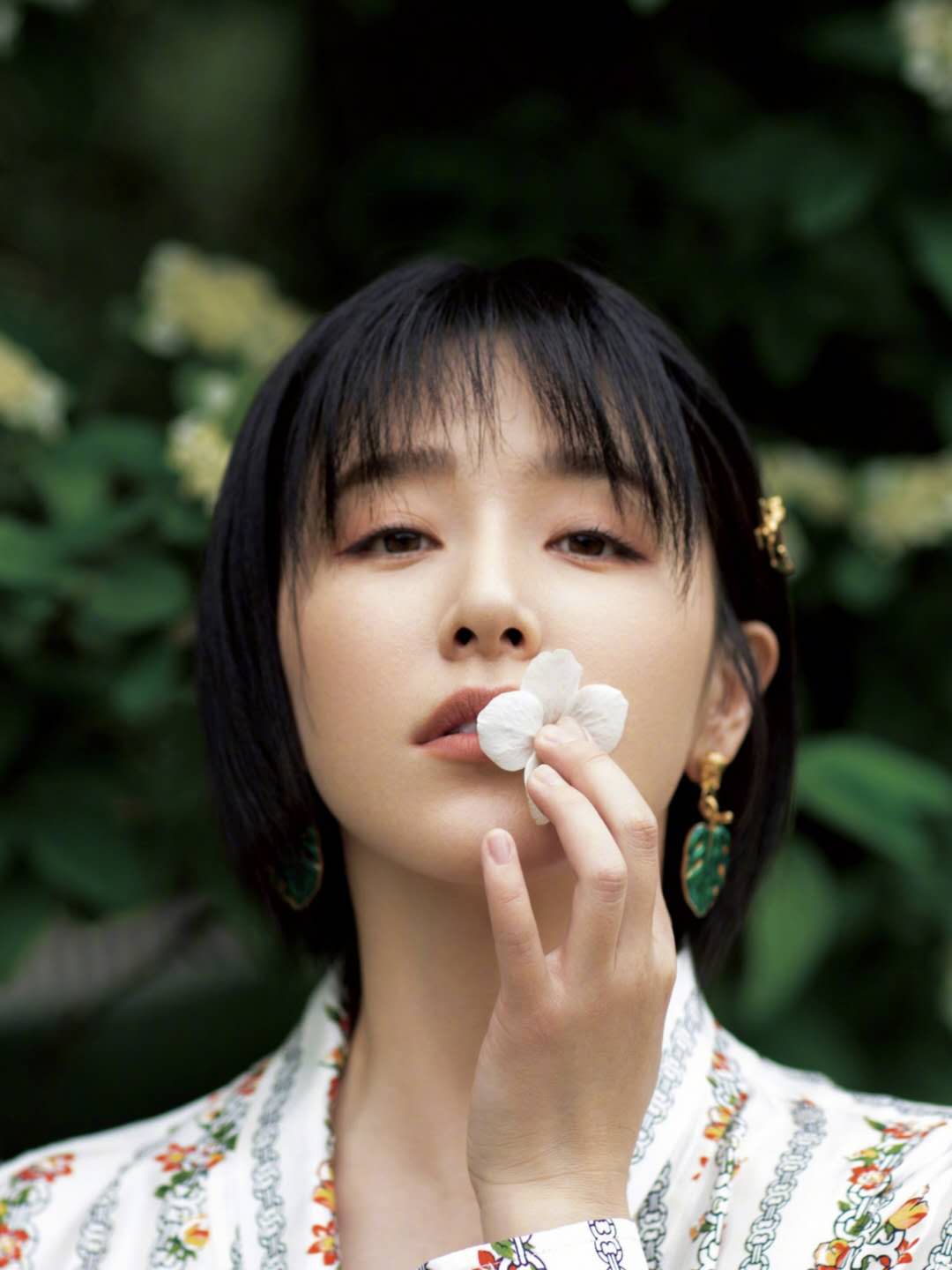 修饰脸型好看又显气质,修饰脸型显脸长发型