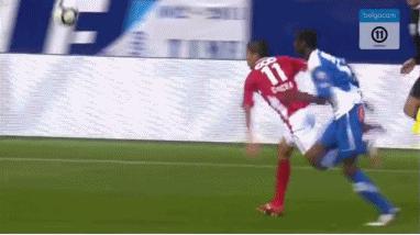 足坛暴力犯规集,足坛十大暴力犯规