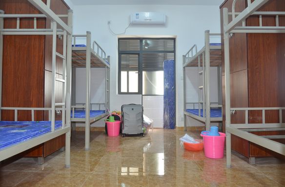 西大附中浐灞中学师资力量,西大附中学校环境