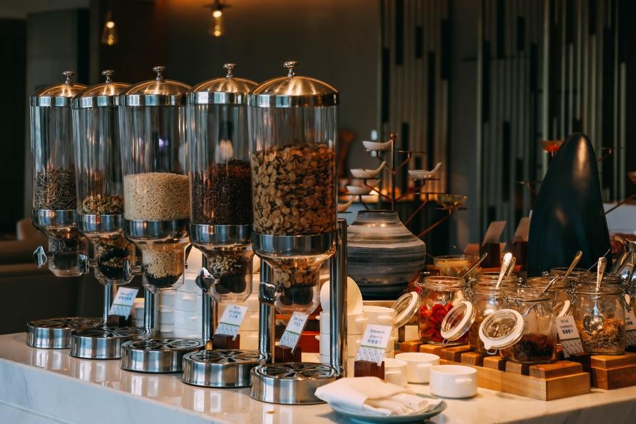 深圳南山希尔顿逸林酒店一室一厅,南山希尔顿逸林酒店介绍