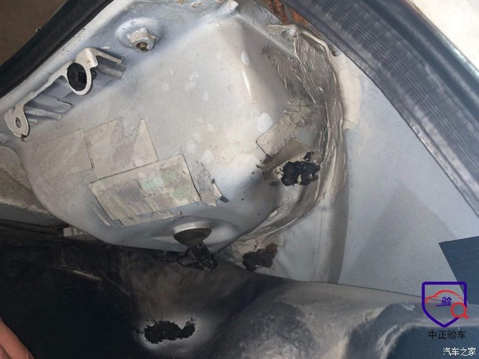 01年的雷克萨斯is200多少钱,2001年雷克萨斯is200