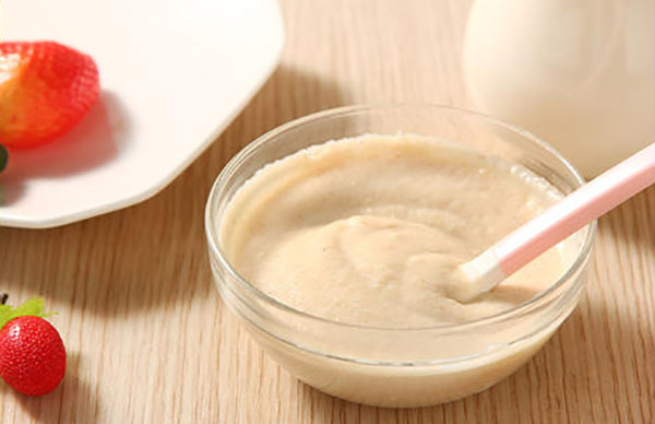 宝宝对米粉不耐受,宝宝刚开始不爱吃米粉吗