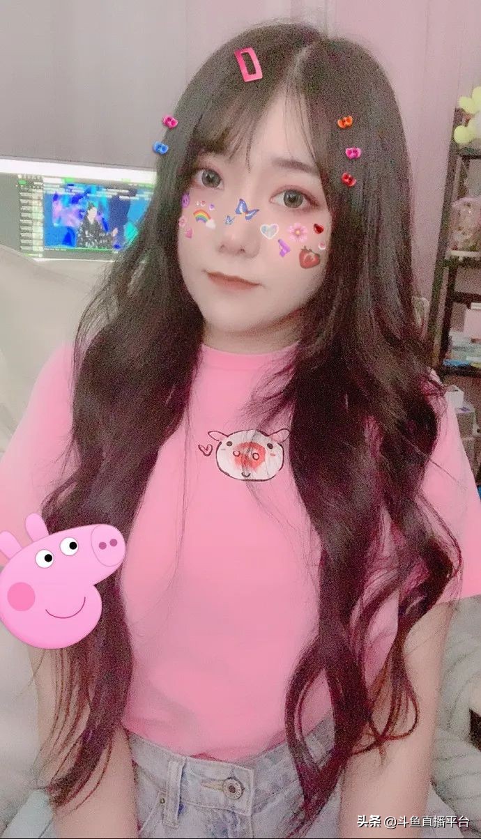 小团团谈自己还能直播几年,小团团直播心酸经历