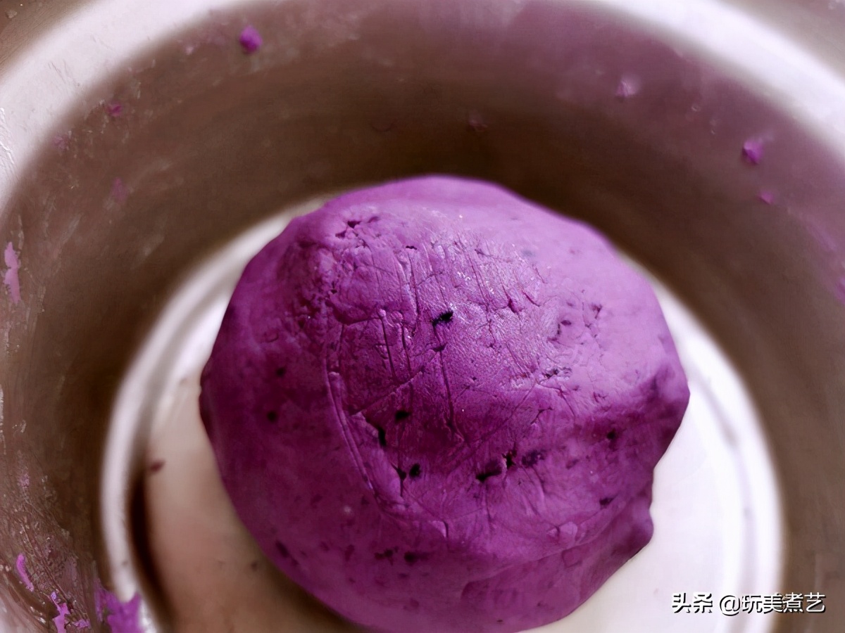 汤圆的神仙吃法软软糯糯几分钟,紫薯米糊山药汤圆辅食