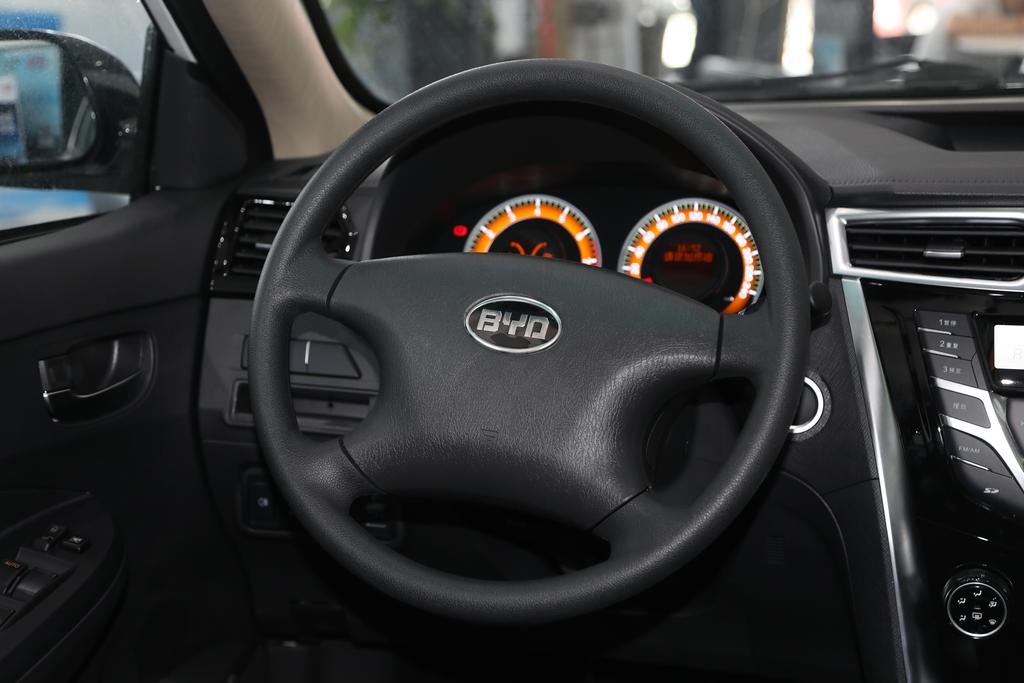 2020款比亚迪f3手动挡经典,比亚迪f3经典款值得购买吗