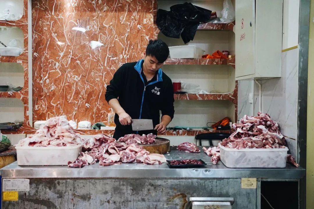 永恒吃货精神：天气冷了，就要吃羊肉呀