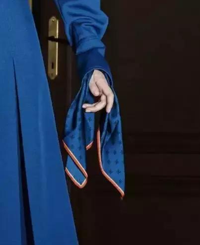 这些丝巾小技巧快学起来,丝巾时尚教学