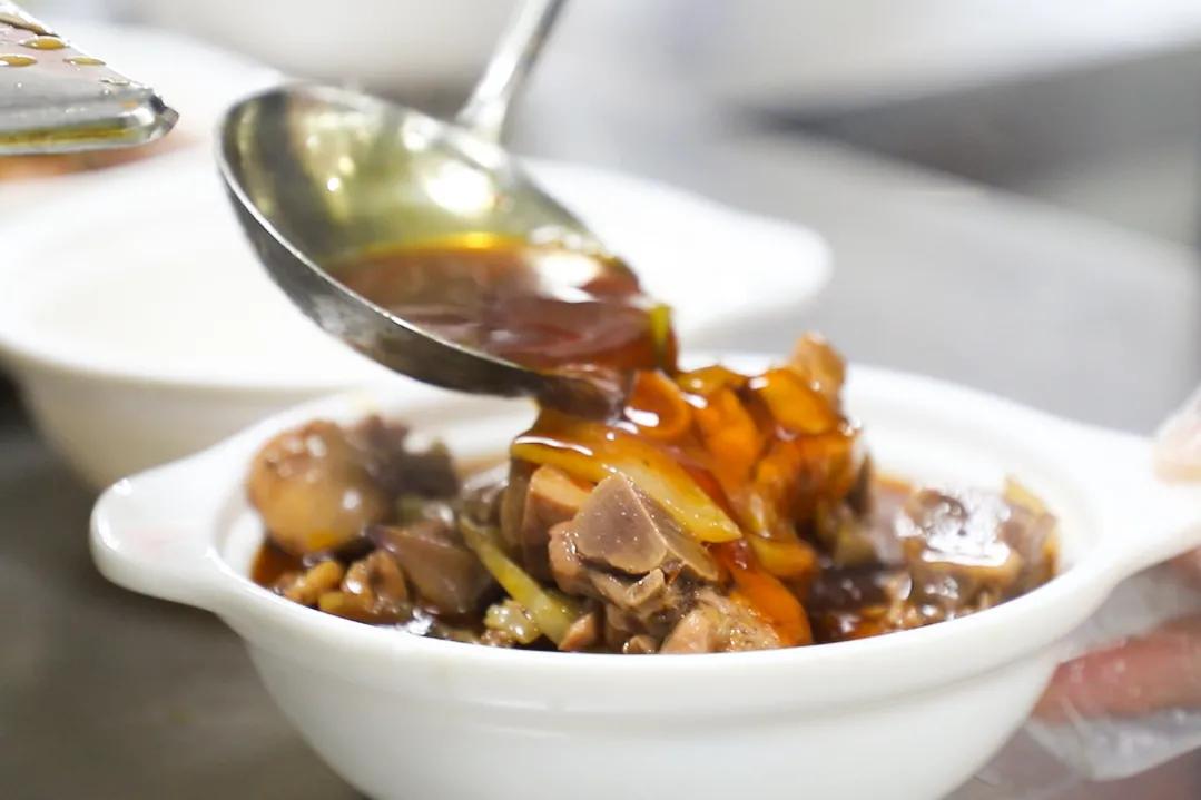 “舌尖上的军校”第一站：*警武**工程大学