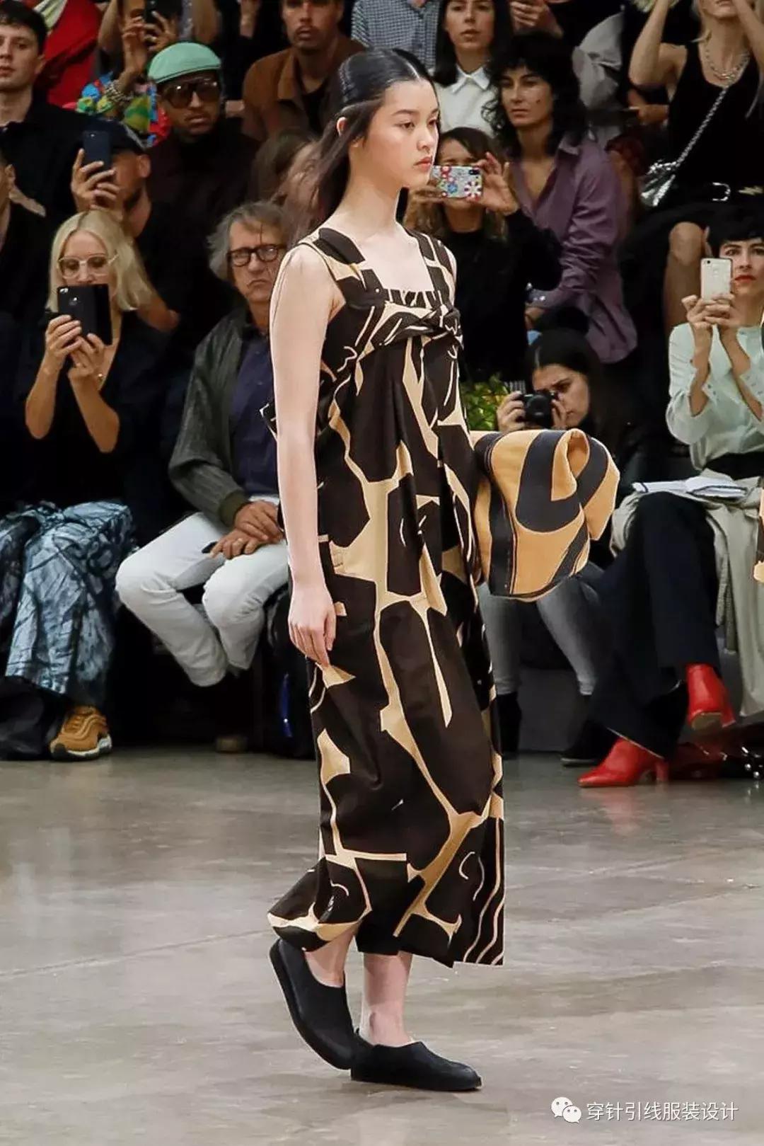 三宅一生2020春夏大秀：多的是你想不到的创意