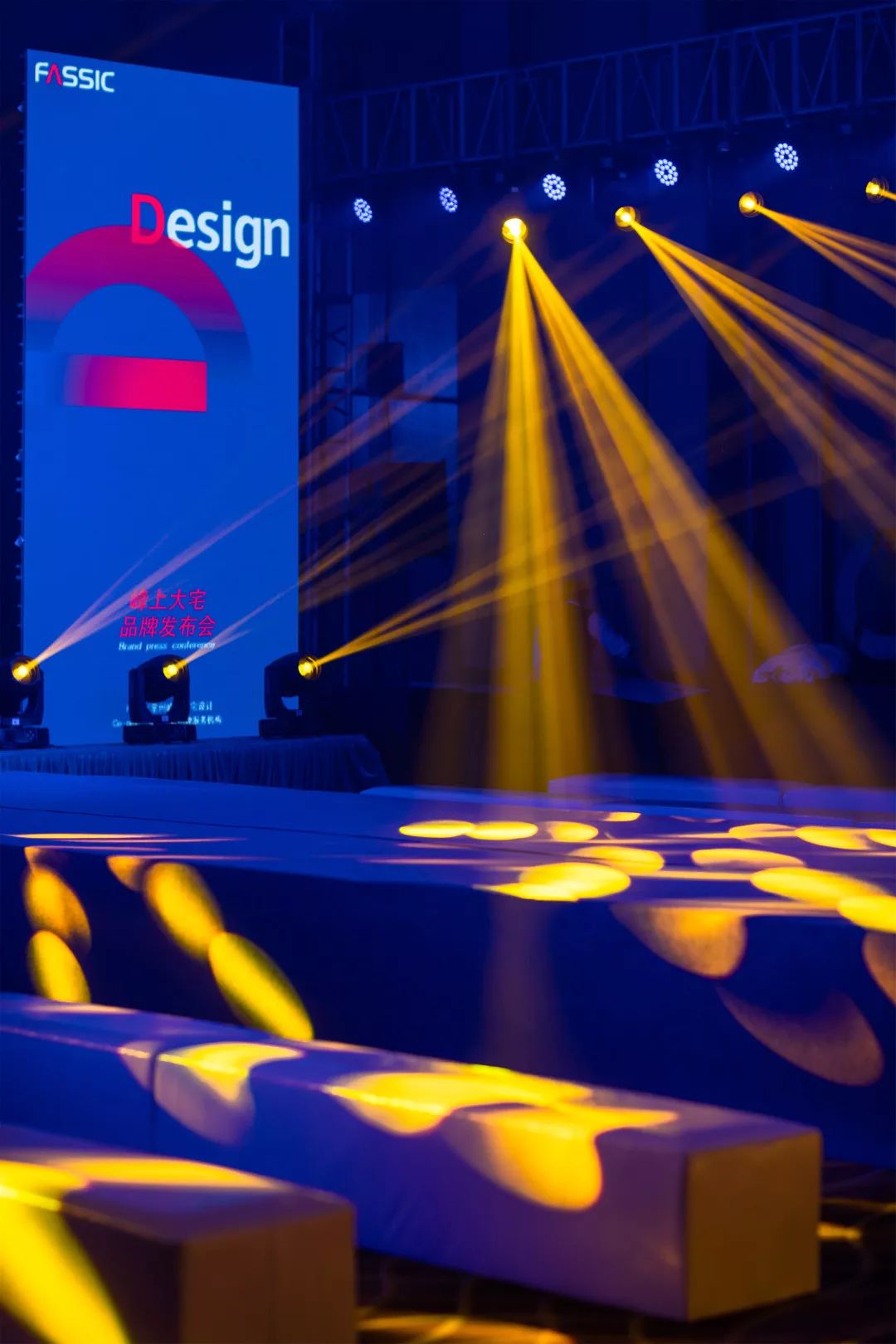 常州峰上大宅装饰工程有限公司,济南峰上大宅装饰装修公司怎么样