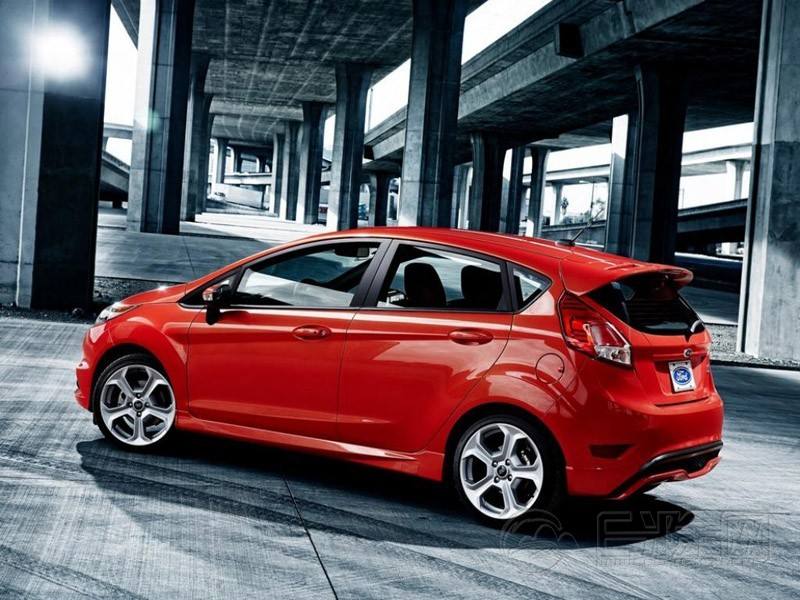 福特嘉年华和尼桑骊威哪个车好,二手福特嘉年华和骊威怎么选