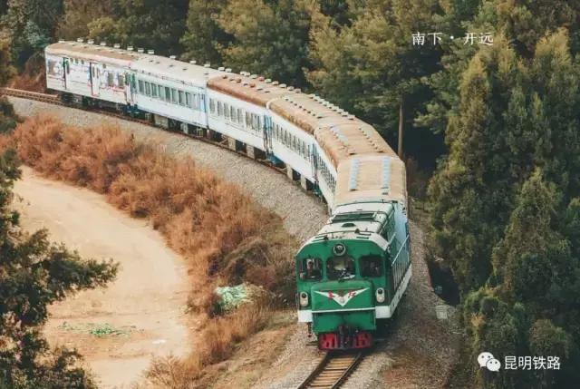 滇越米轨铁路全景图,百年滇越山谷铁路