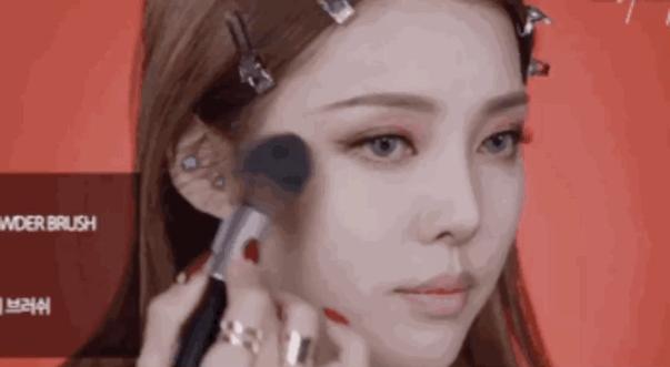 脸大的女生怎么补救,觉得自己脸大很丑很自卑怎么办