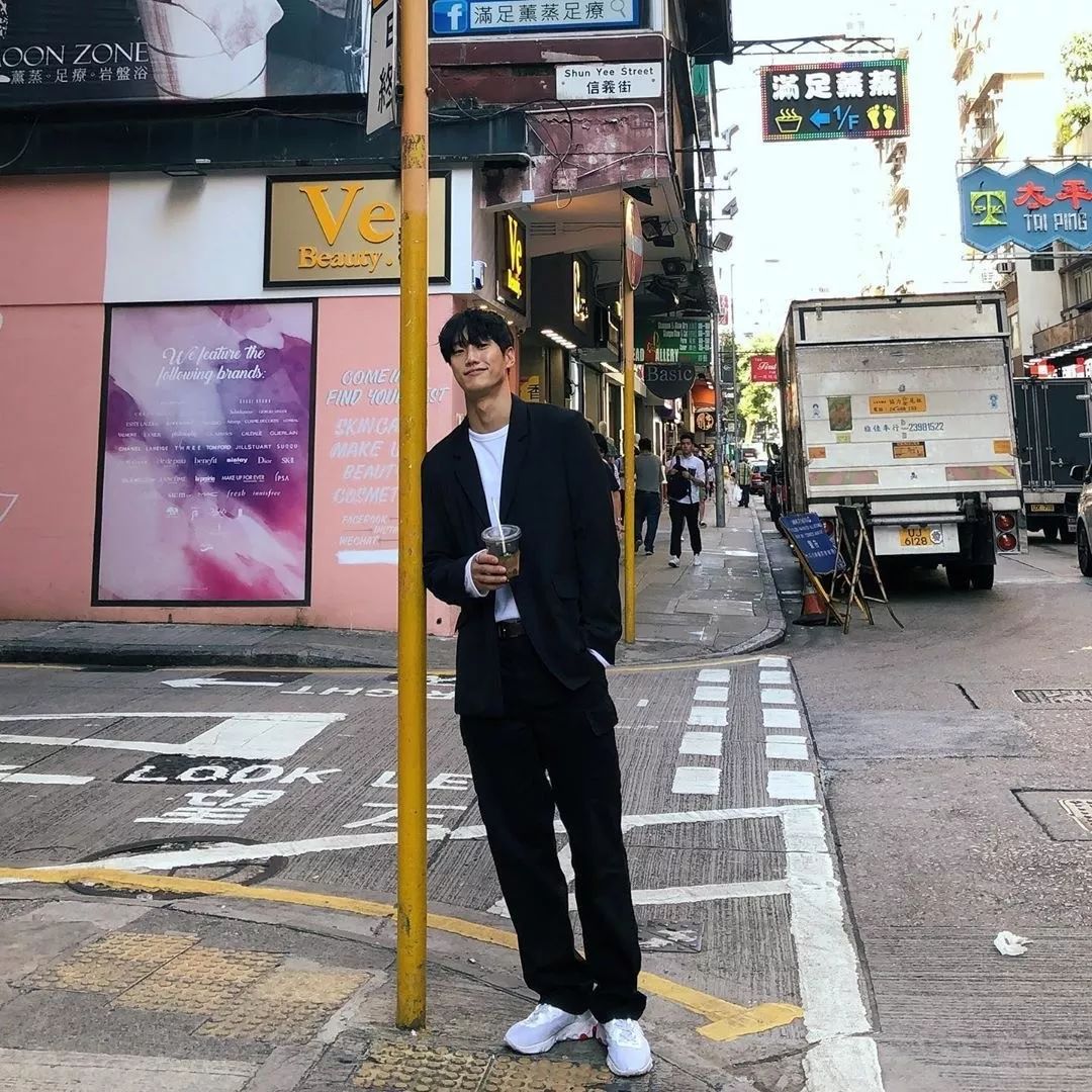 韩系穿搭男女都可穿,韩国ins风穿搭女生高级感