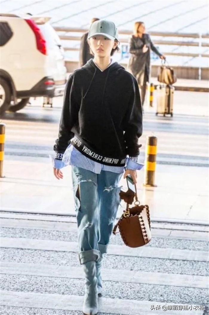 显瘦黑色卫衣,黑卫衣的四种穿搭