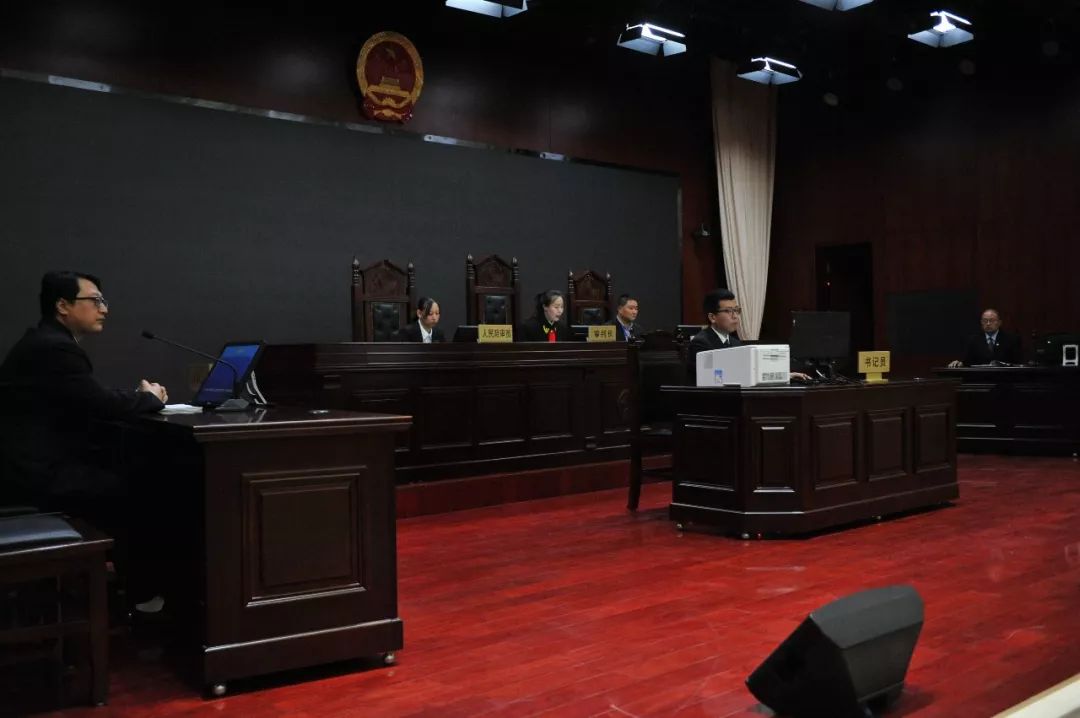 西安雁塔法院召开“*赌黄**毒”案件集中宣判大会