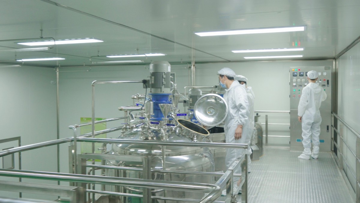 掘金2万亿大美业1688携百万“无名厂”数字化跃迁