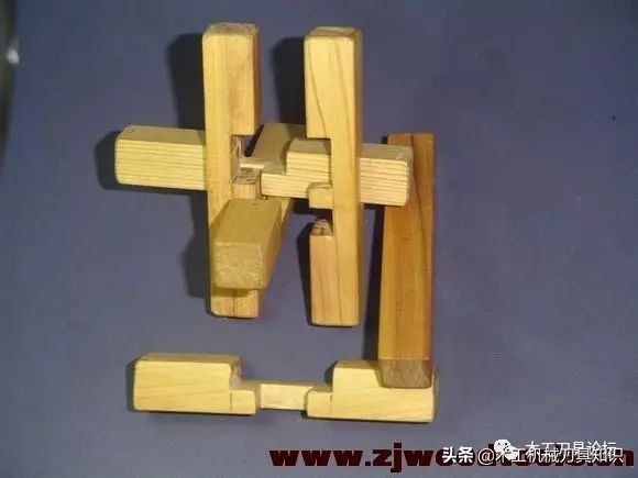 鲁班锁十角图解,鲁班锁三根拼法