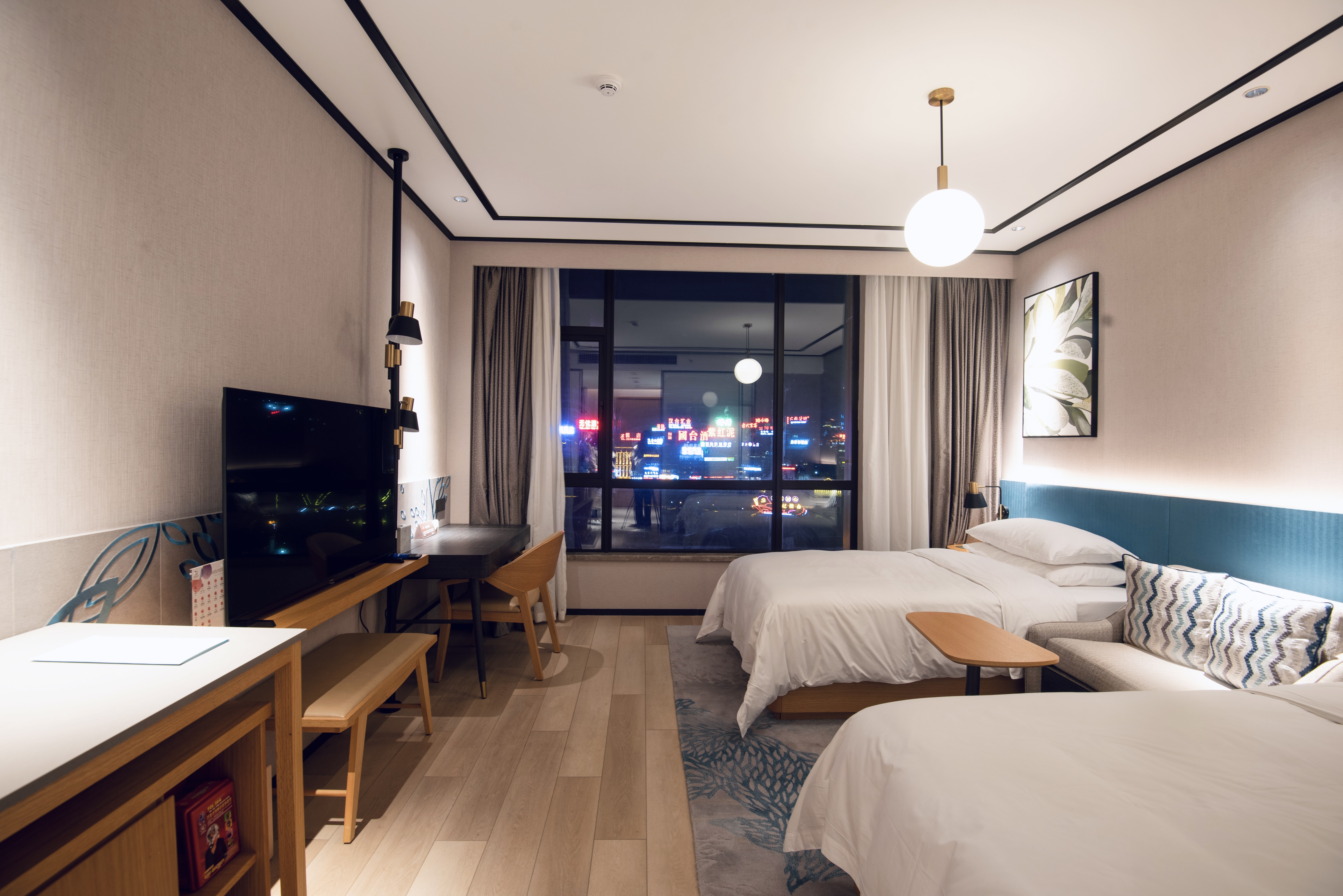 贵州黔东南千与千寻,茅台镇千与千寻