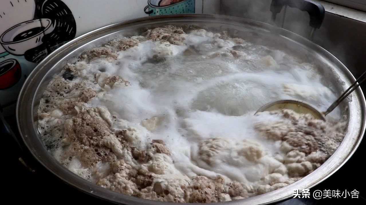 炖羊肉汤切记不要直接炖诀窍,炖羊肉汤切莫直接炖