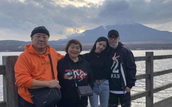 多情的潘玮柏:辜负张韶涵,亲吻selina,自爆交往“八国女友”