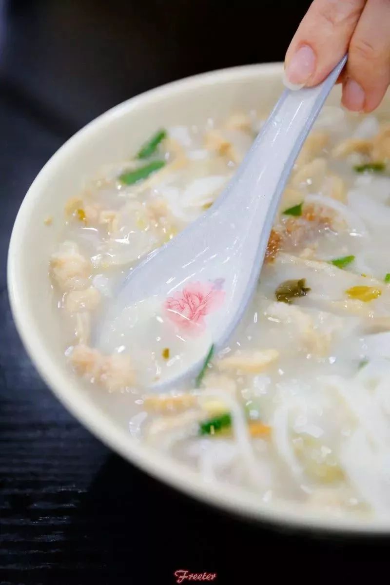 我们跟着本地人吃完这十家店，做了一份最靠谱的三亚美食线路