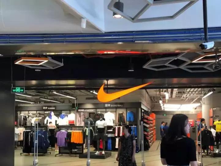 解读亚奥商圈，上品+城市奥莱交出“复兴”大考成绩单丨睿和研究