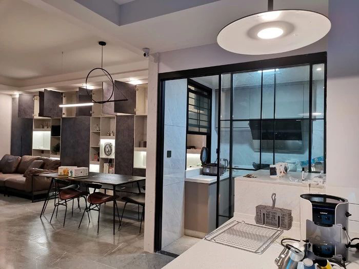 厨房隔油烟门,厨房防油烟门效果图