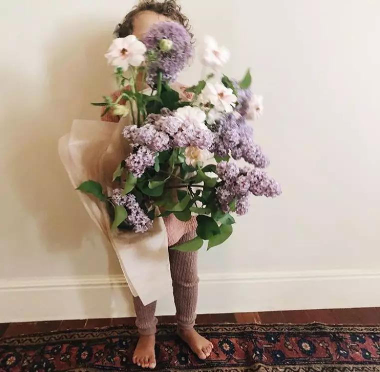 开花店是什么体验？好多人都回这两个字