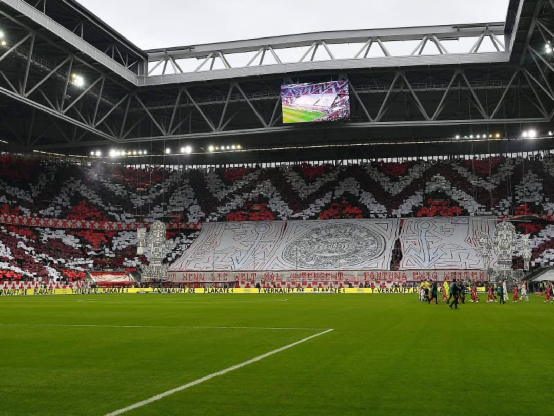 2019德甲看台秀大赏：谢谢你们，一直都在